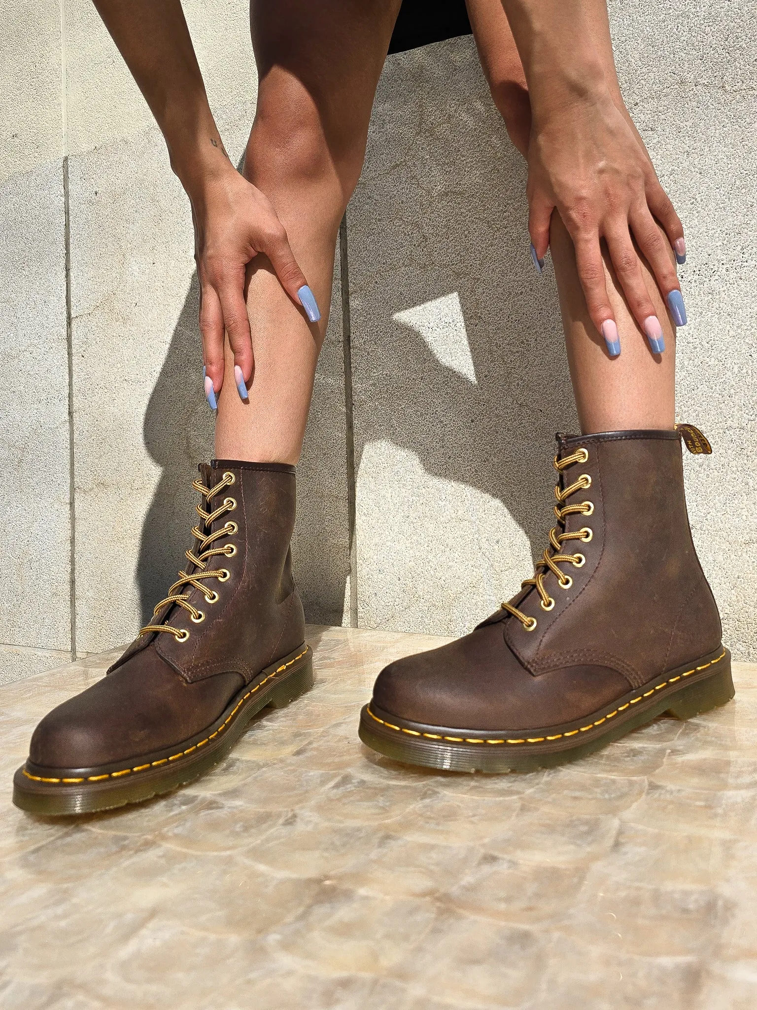 DR. MARTENS 1460 AZTEC CRAZY HORSE BROWN