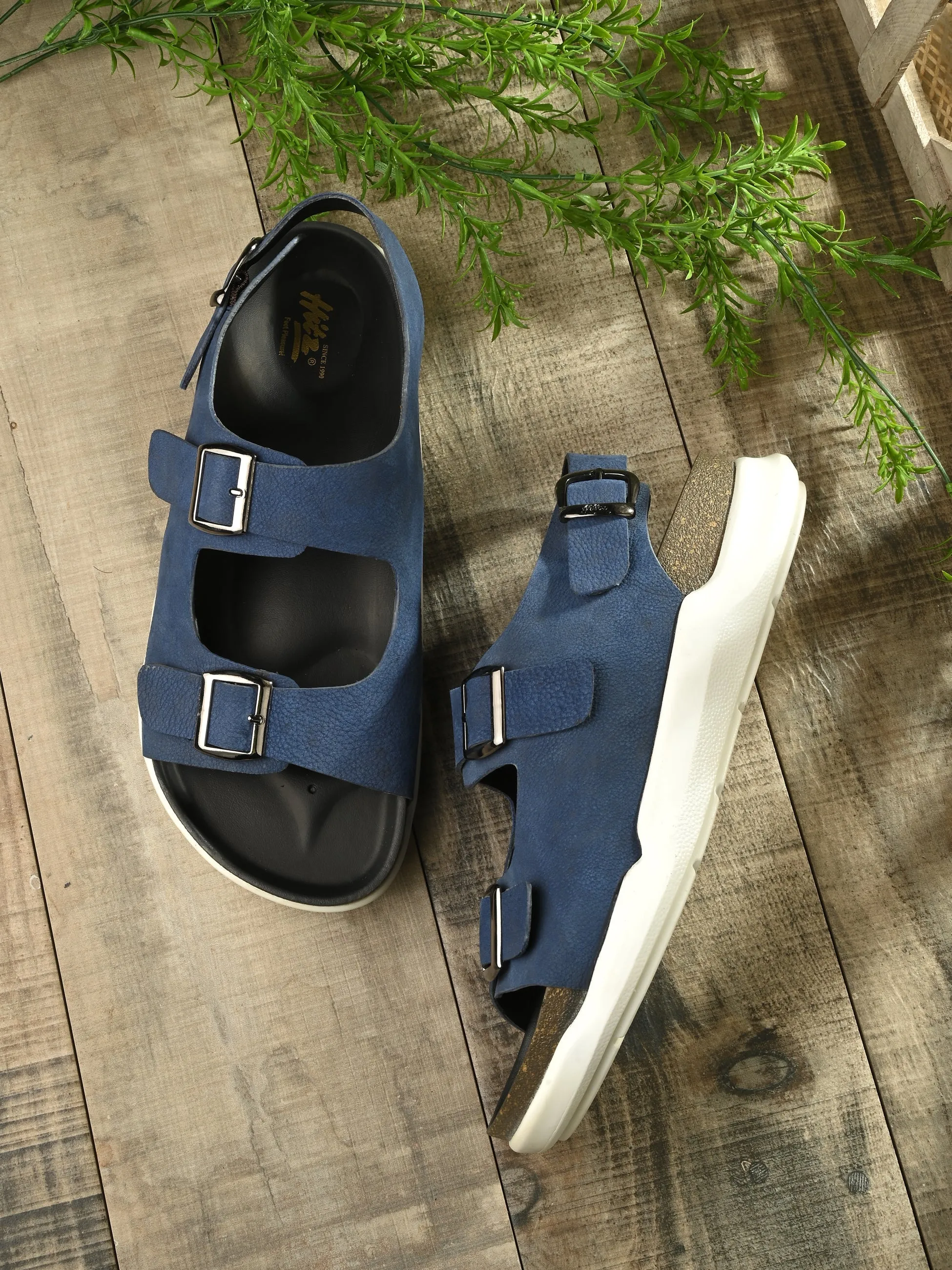 Hitz Men's Blue Leather Daily Wear Sandals