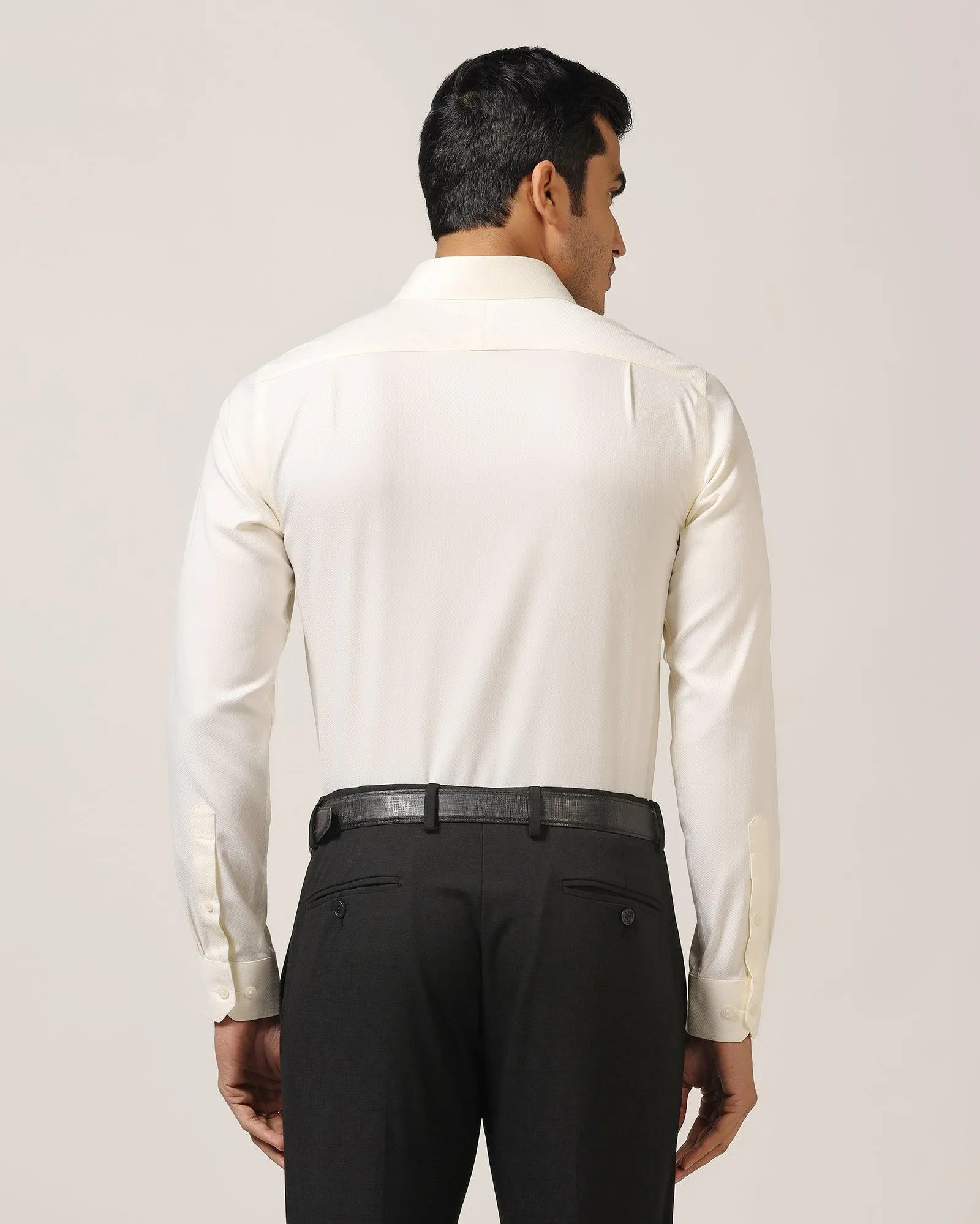 Non Iron Formal Cream Textured Shirt - DOFP31