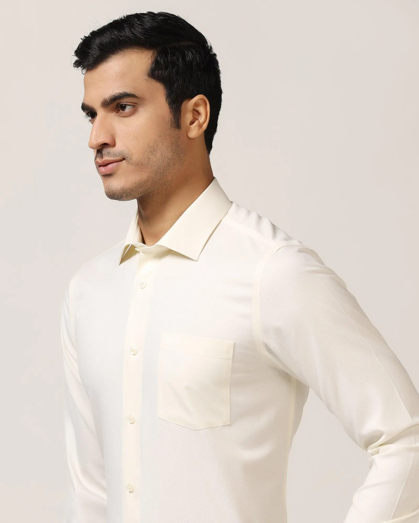 Non Iron Formal Cream Textured Shirt - DOFP31