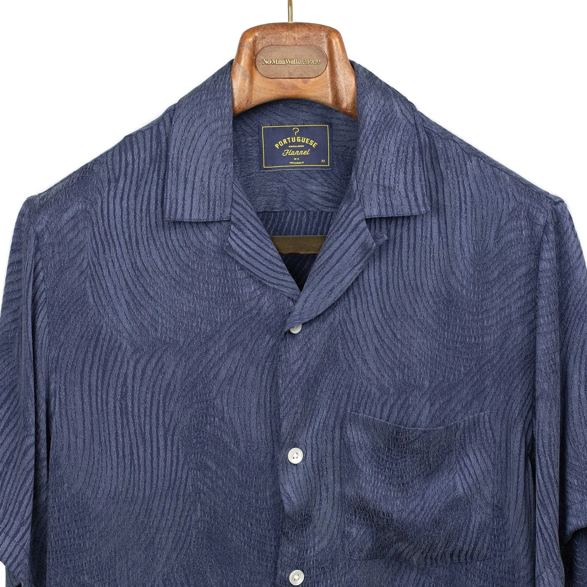 Optic camp collar shirt in navy viscose jacquard